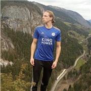 J’enseigne pour tout public. tous sports,trouver vos objectifs, perte de poids, gain de masse , renforcement musculaire , cardio …